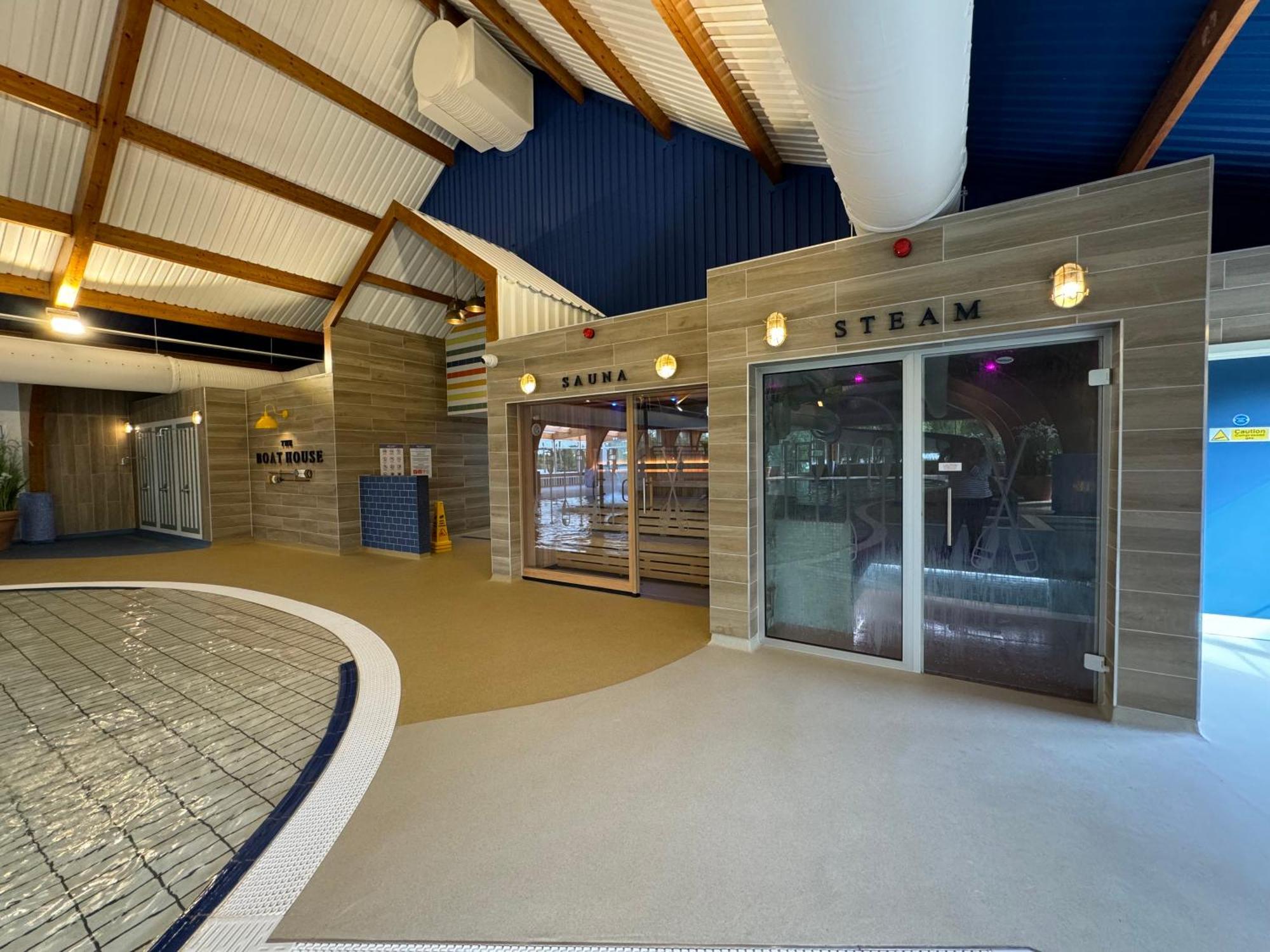 Cottontail Lodge - Hot Tub - Pet Friendly South Cerney Εξωτερικό φωτογραφία